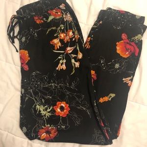 Lush Floral Paperbag pants w/ pockets